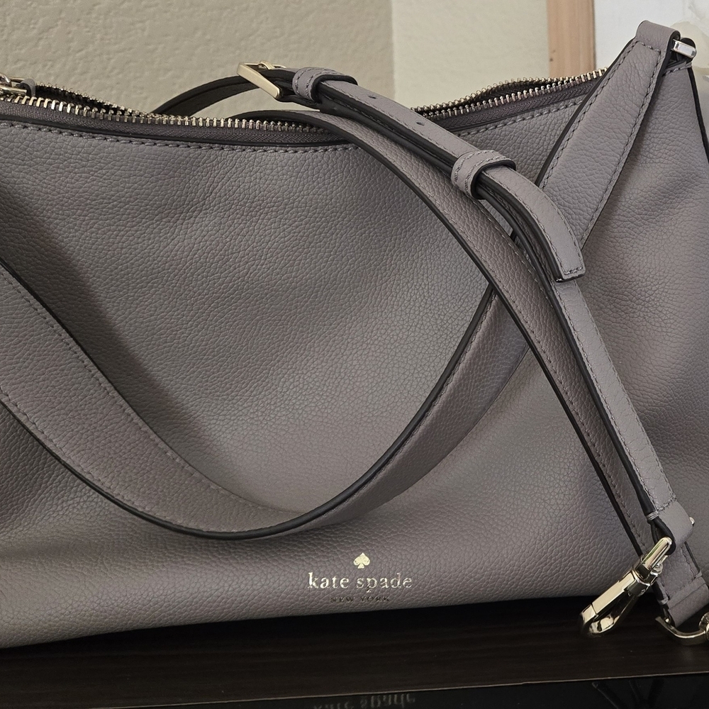 KATE SPADE Perkins Street Celena CITYSCAPE Gray With Changeable Straps NWOT. - Picture 8 of 10